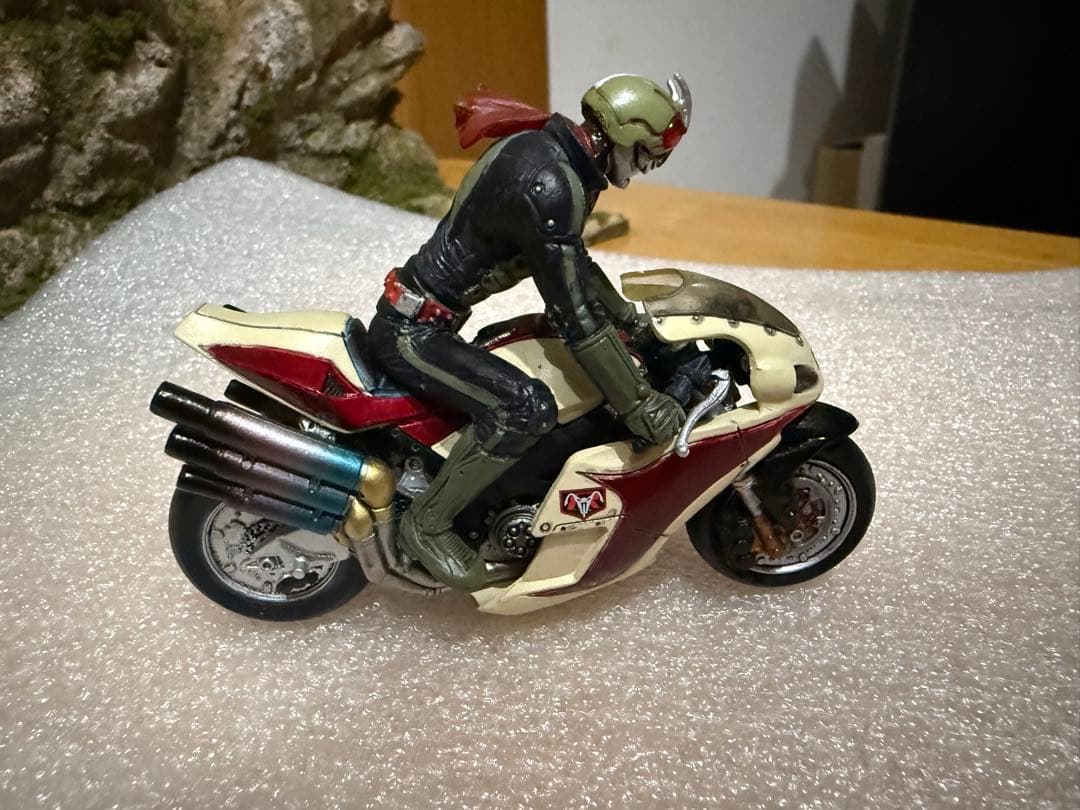 ジオラマ　仮面ライダー2号　新サイクロン号　セット