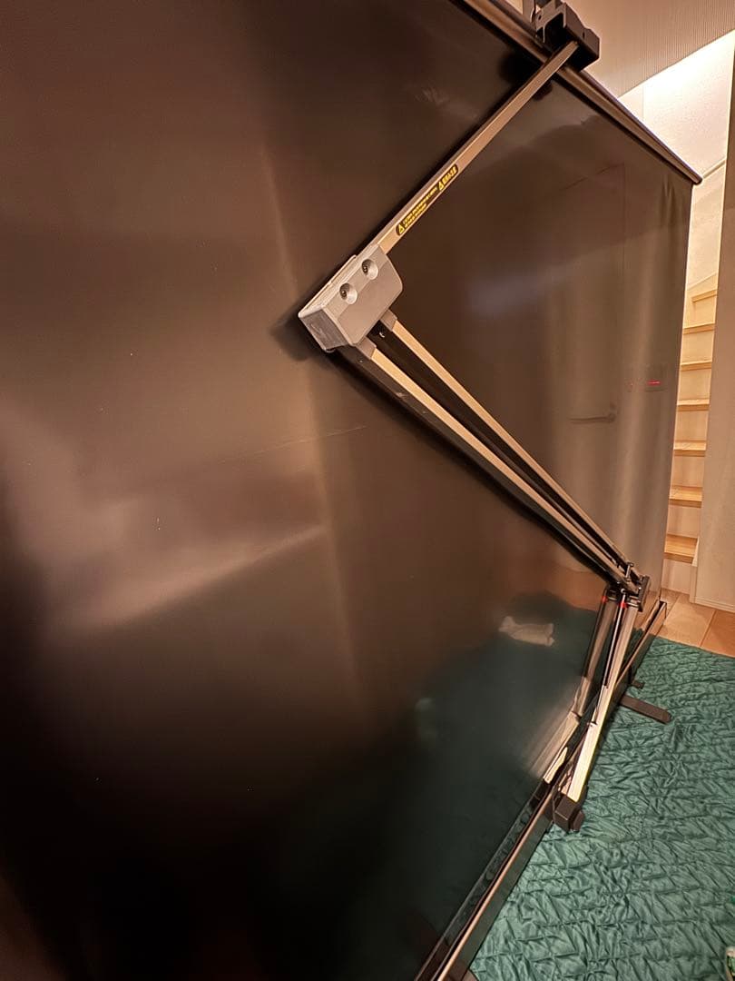 IZUMI RS-100パンタグラフ式プロジェクタースクリーン 100インチ