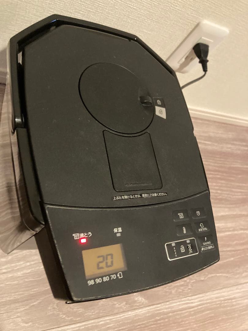 タイガー　70℃ 黒い角型電気ポット 2.2ℓ