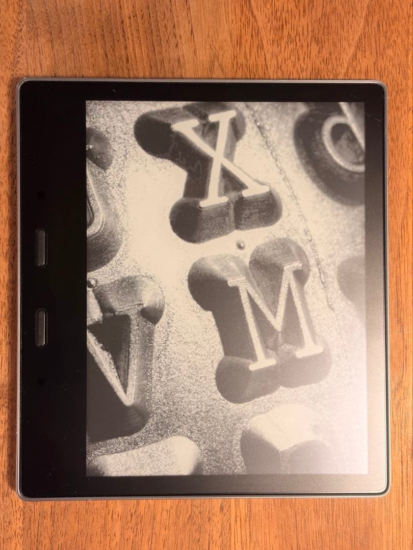 Kindle Oasis 第10世代 32GB 広告無し 本体 充電ケーブル付き