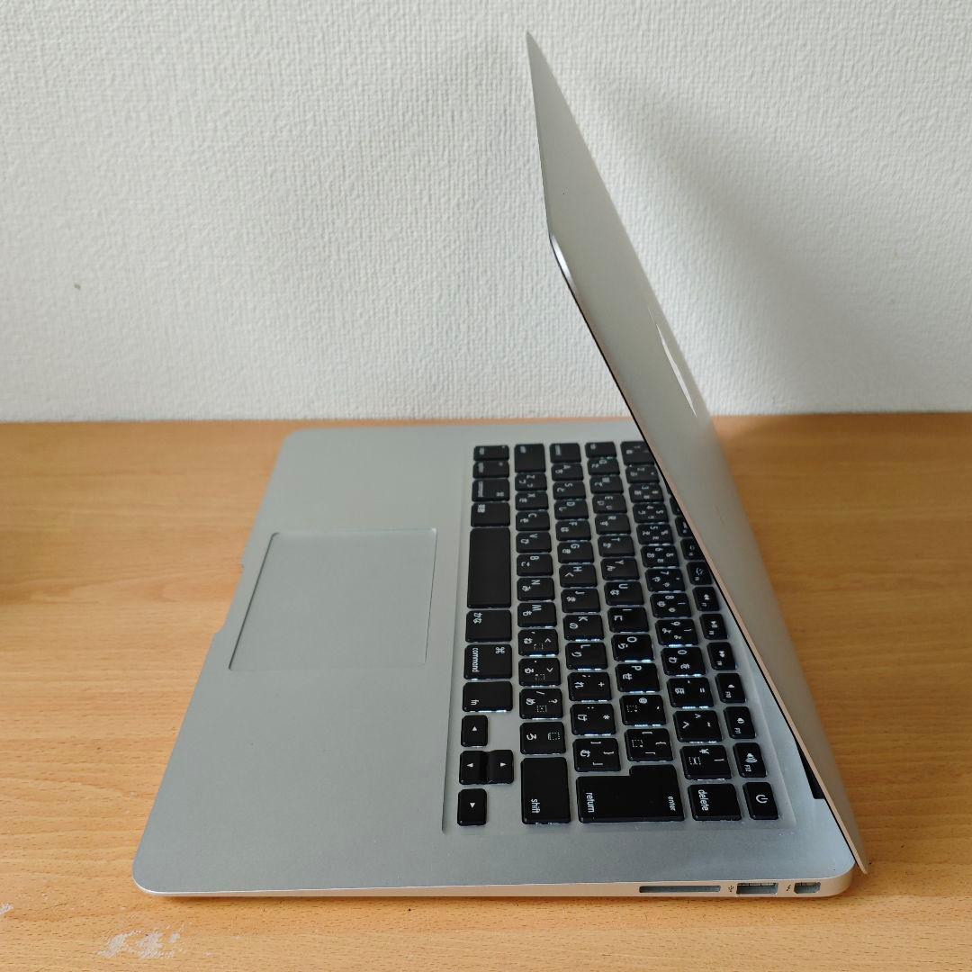 【ds】Macbook Air 13インチ i5 8G バッテリー◯
