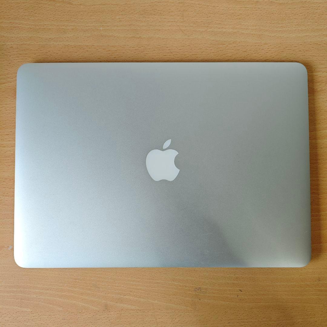 【ds】Macbook Air 13インチ i5 8G バッテリー◯
