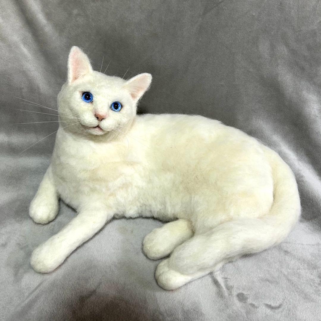 羊毛フェルト 猫 ハンドメイド　front
