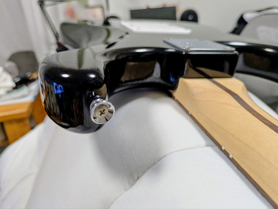 Squier Stratocaster ケース付き、アクセサリー