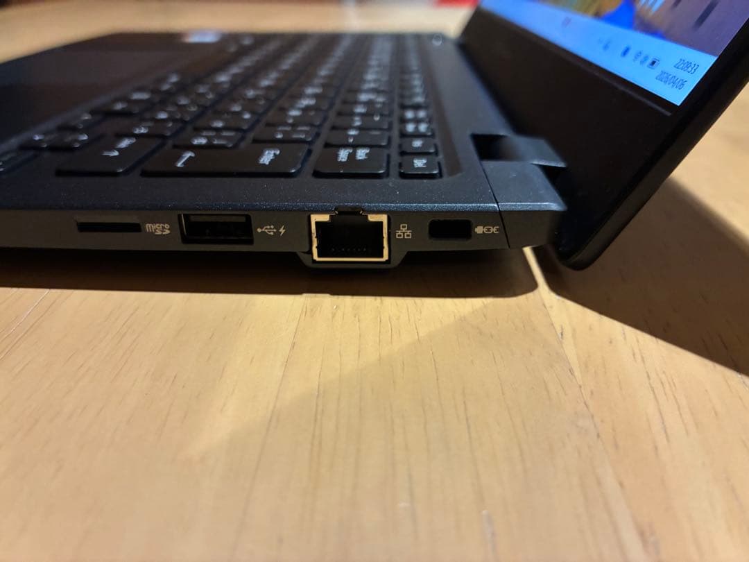 13世代i5 dynabook G83/LW 16GB/256GB