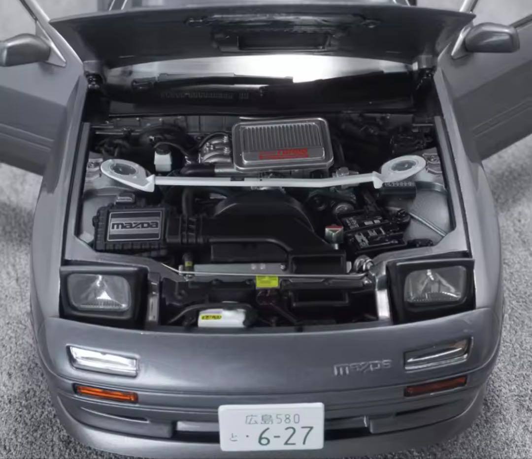 自動車 Mazda Savanna RX-7 FC3S 1/18WHELART