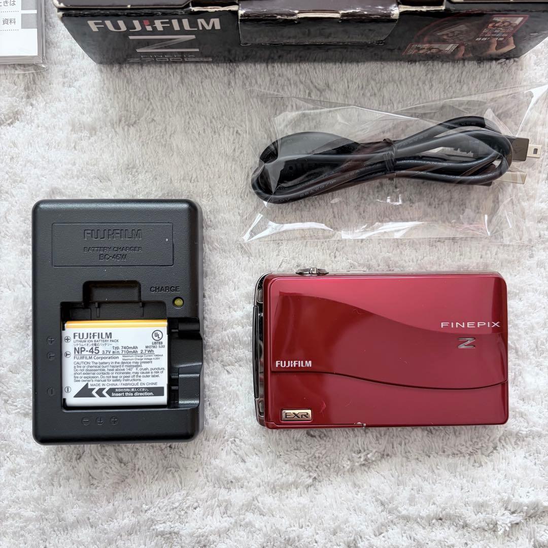 美品【動作確認済】FUJIFILM 富士フイルム FINEPIX Z700EXR