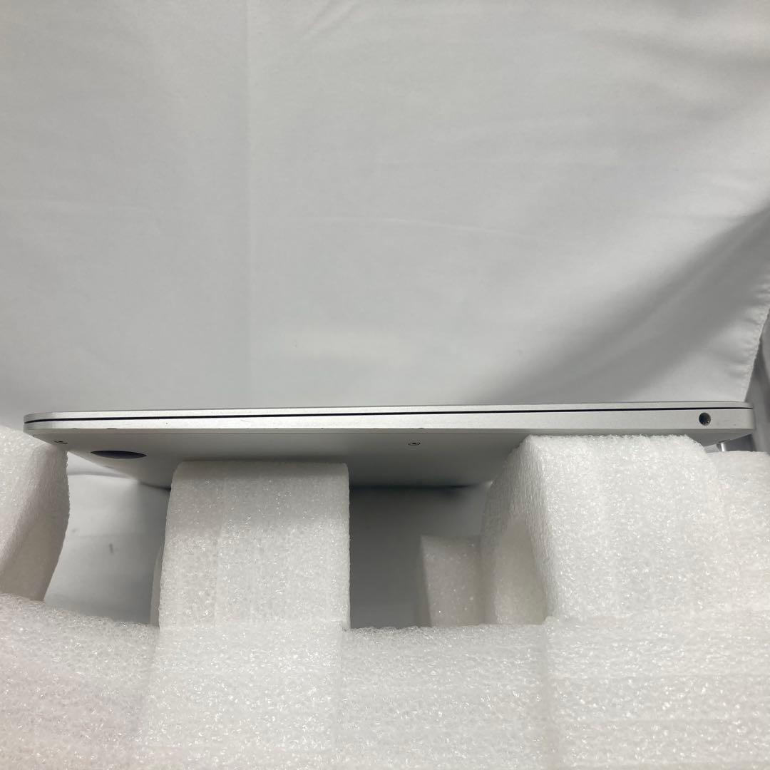 MacBook本体 MacBook Air 2020 Core i3 8GB 256GB SSD