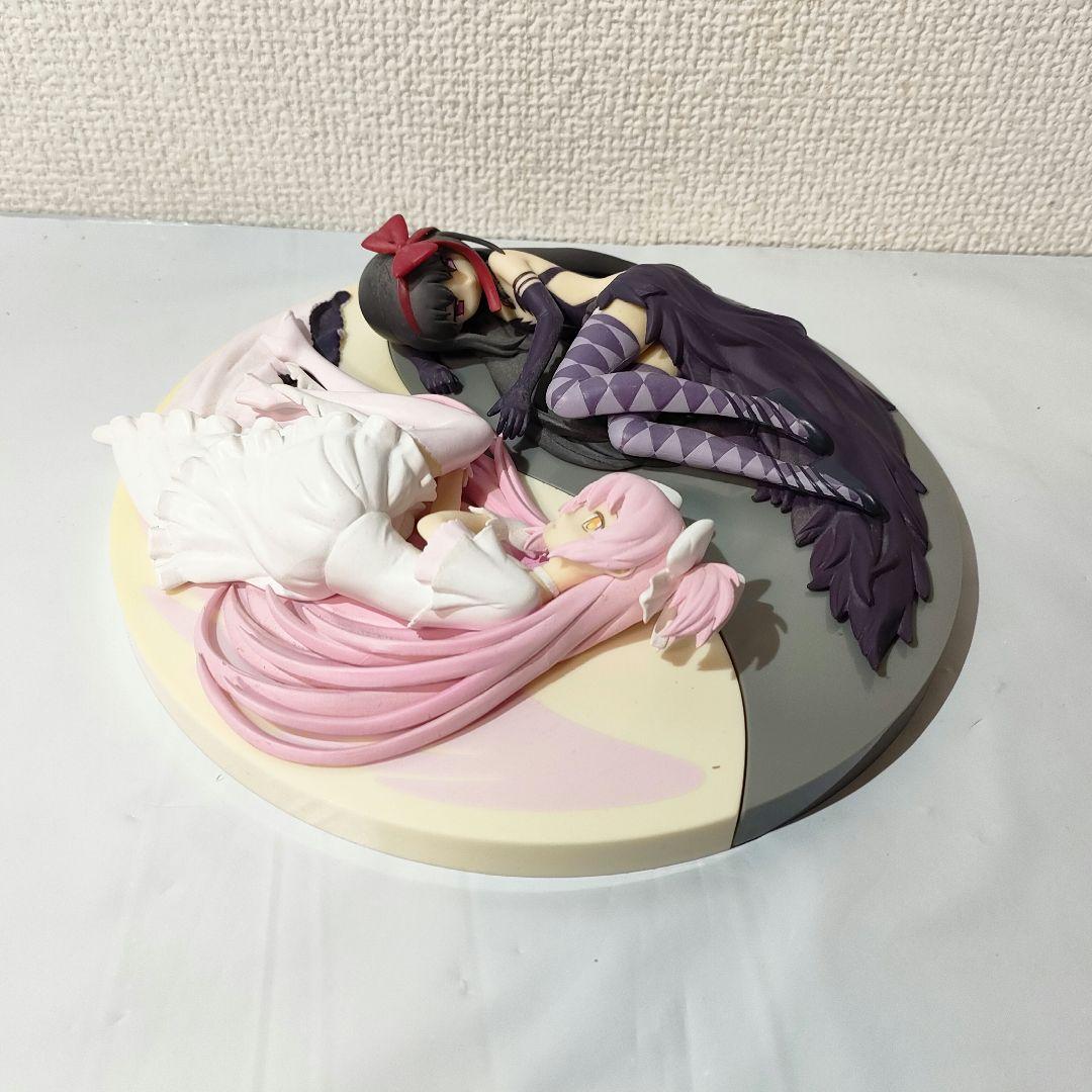 ☆　魔法少女まどか☆マギカ　SQフィギュア　悪魔ほむら　アルティメットまどか　☆