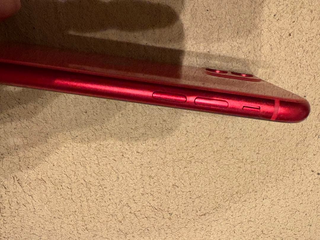 iPhone11 RED 128GB 画面割れ　ジャンク品