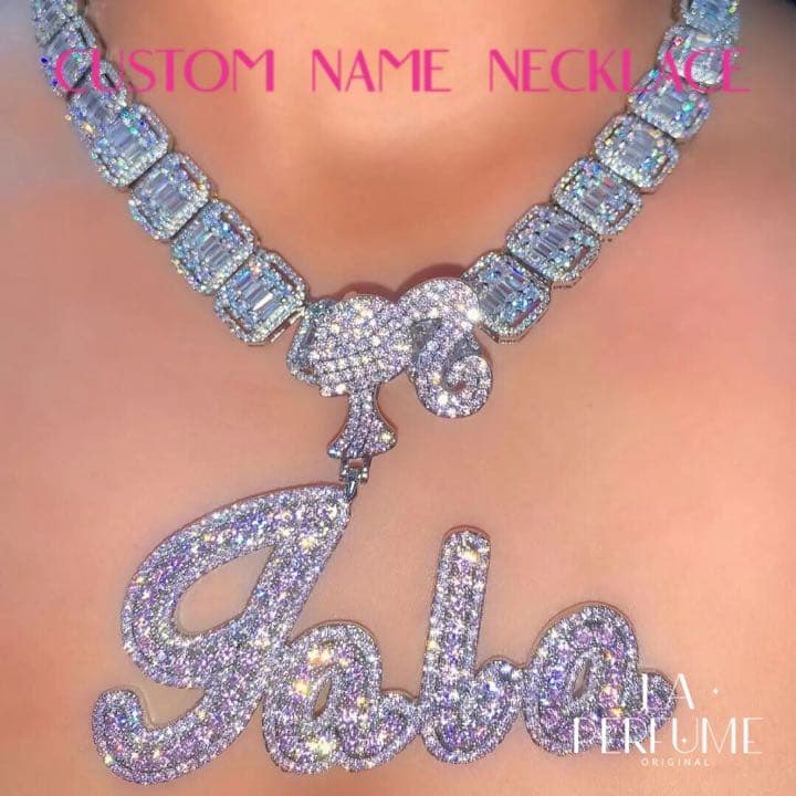 名入れ♡ガール キラキラ イニシャル ネックレス シルバーピンク 手作り