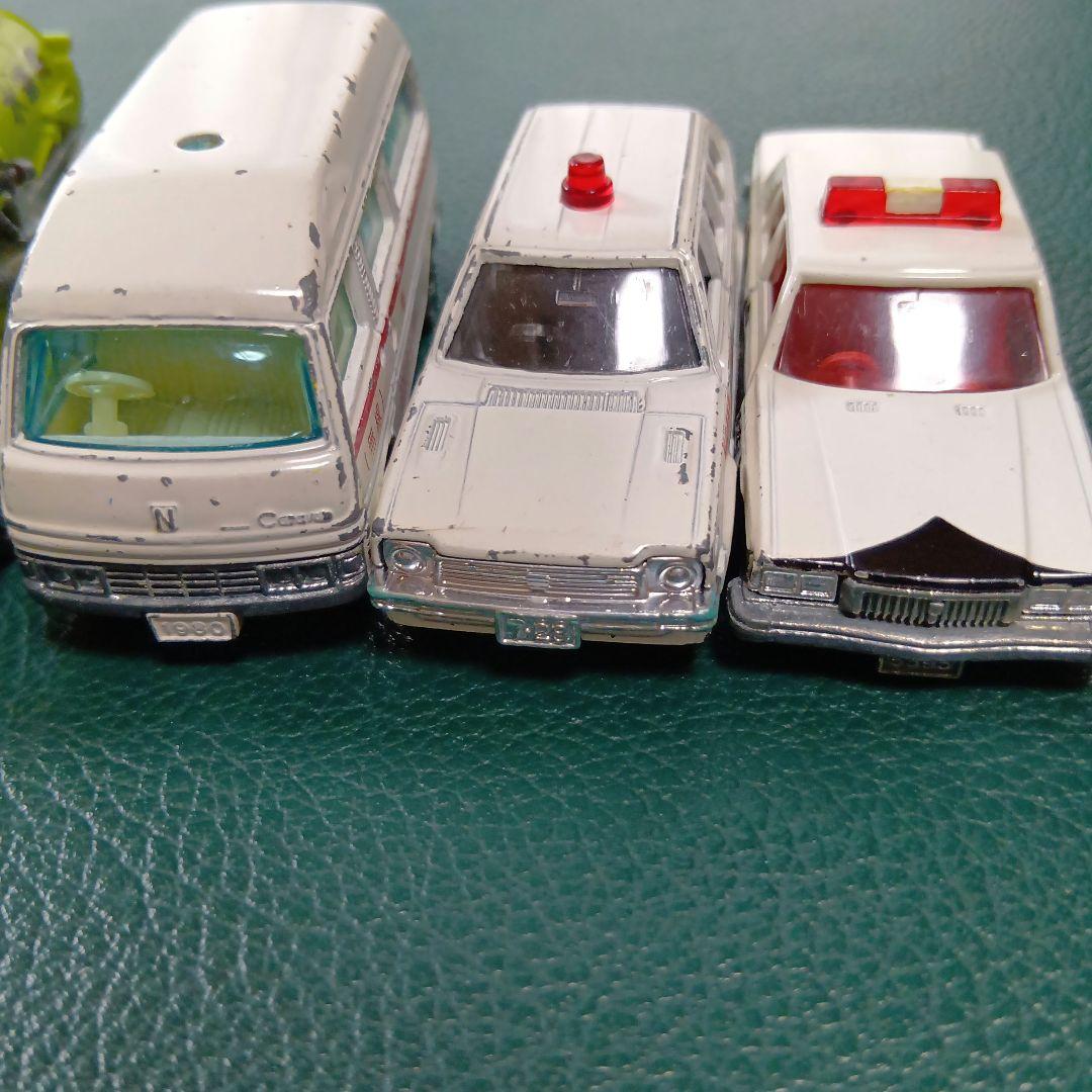 トミカ 昭和 消防車 日本製　献血運搬車 パトカー　CROWN JAPAN