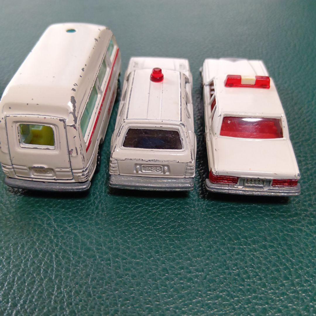 トミカ 昭和 消防車 日本製　献血運搬車 パトカー　CROWN JAPAN