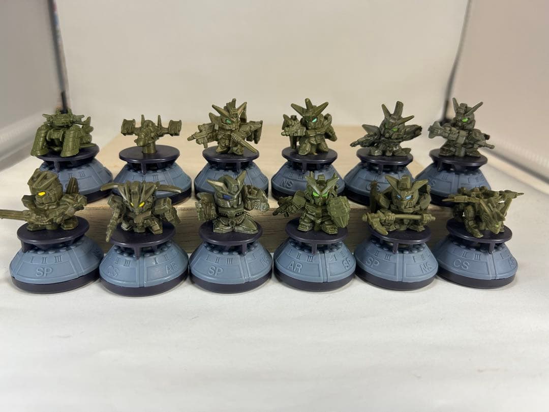 データップガンダム ゴールドカラーのみ 19個セット / ダブりなし / 当時物