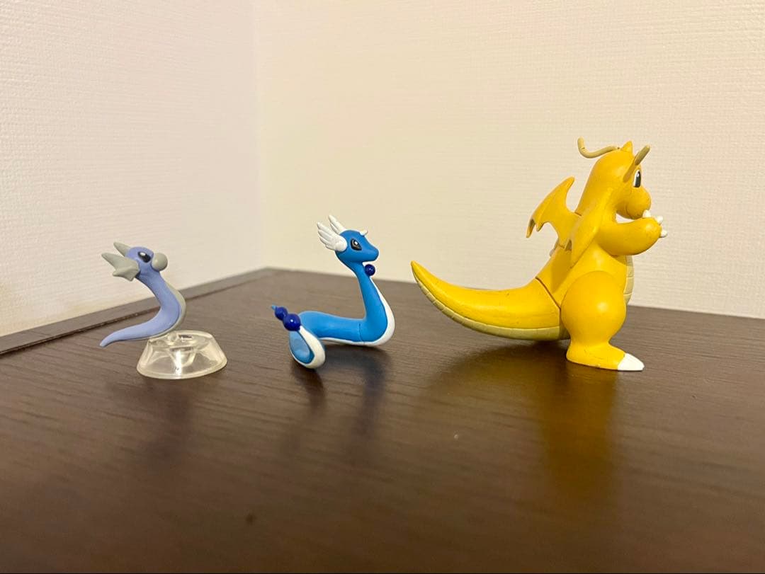 フィギュア　立体ポケモン図鑑　ミニリュウ ハクリュー カイリュー　進化ライン
