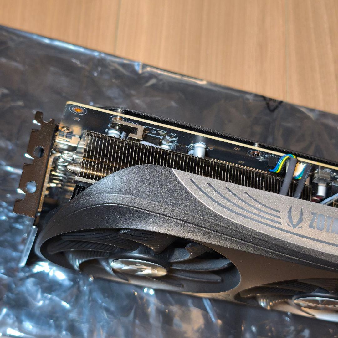 グラフィックボード・グラボ・ビデオカード Zotac RTX4080 TRINITY OC 16GB