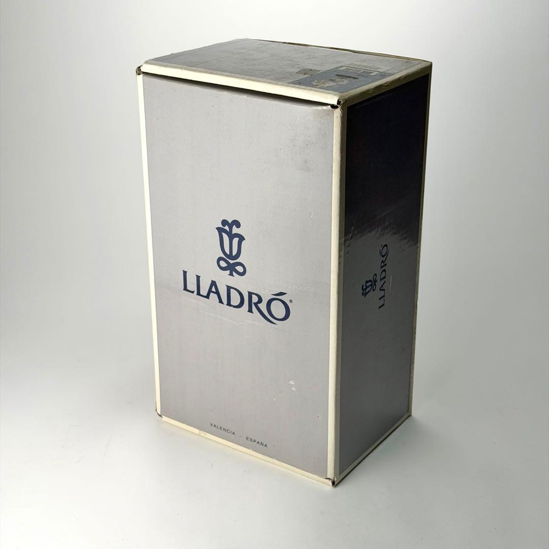 リヤドロ　lladro 人魚　マーメイド　海の皇女　廃盤