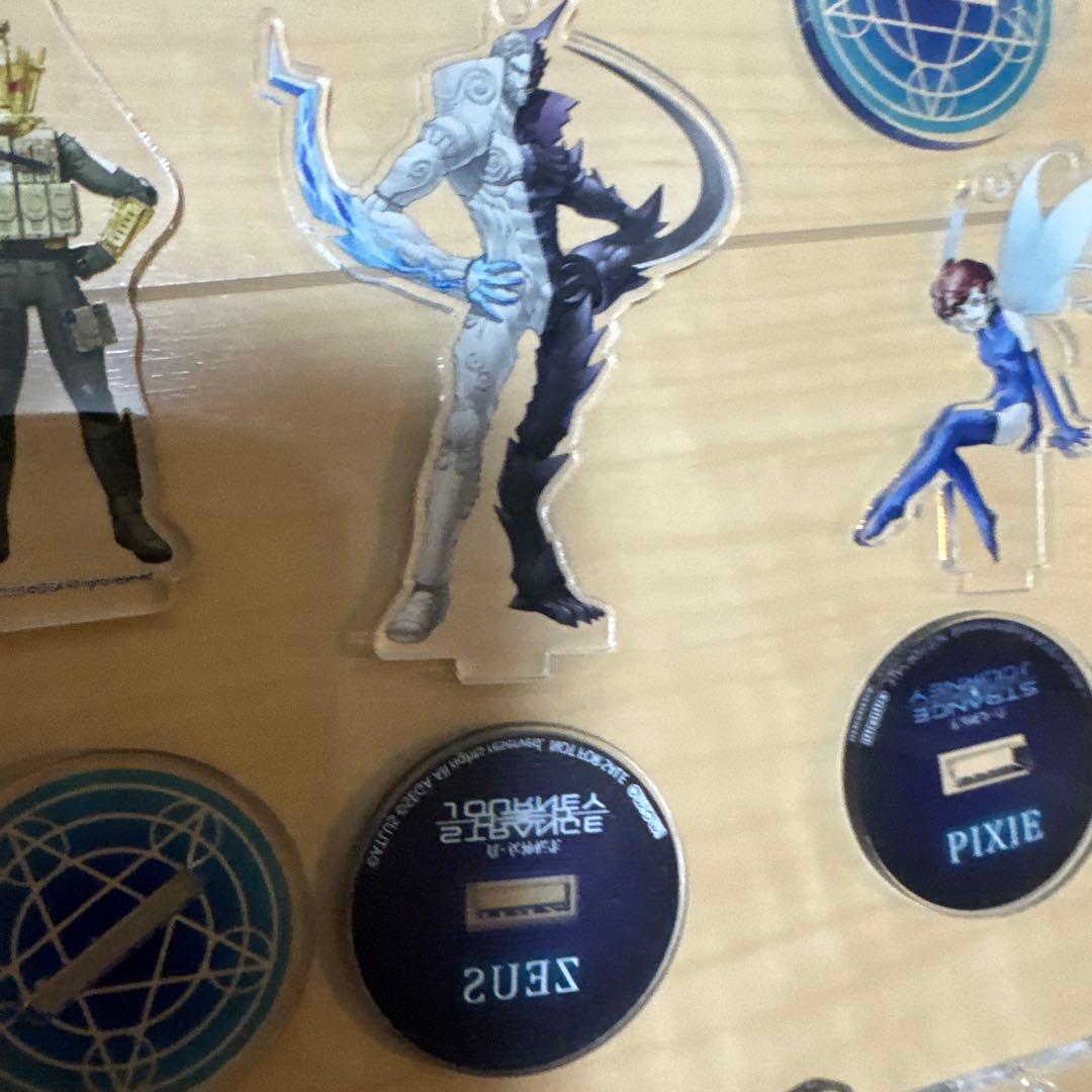 ATLUS 真・女神転生　アクリルスタンド14種　コースター　バッジ　セット