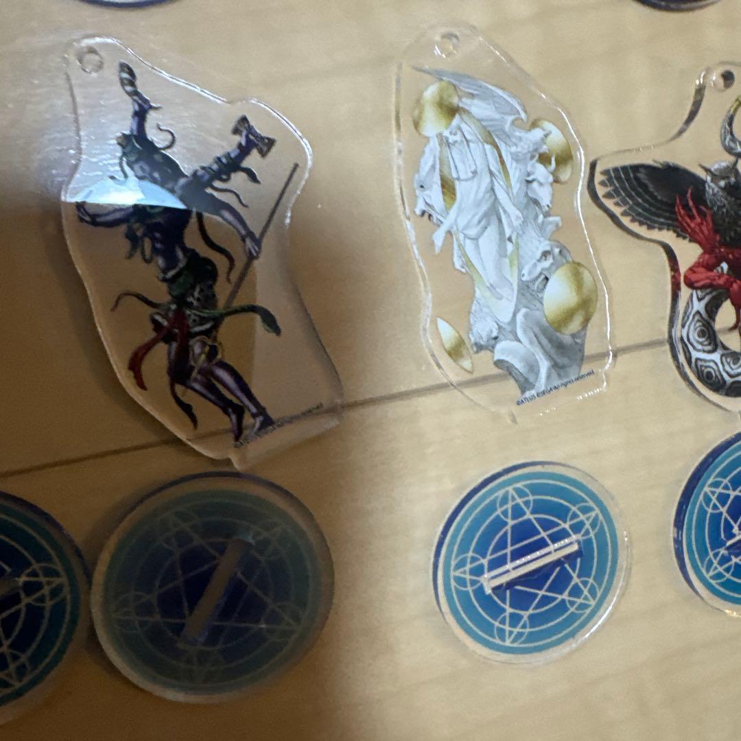 ATLUS 真・女神転生　アクリルスタンド14種　コースター　バッジ　セット