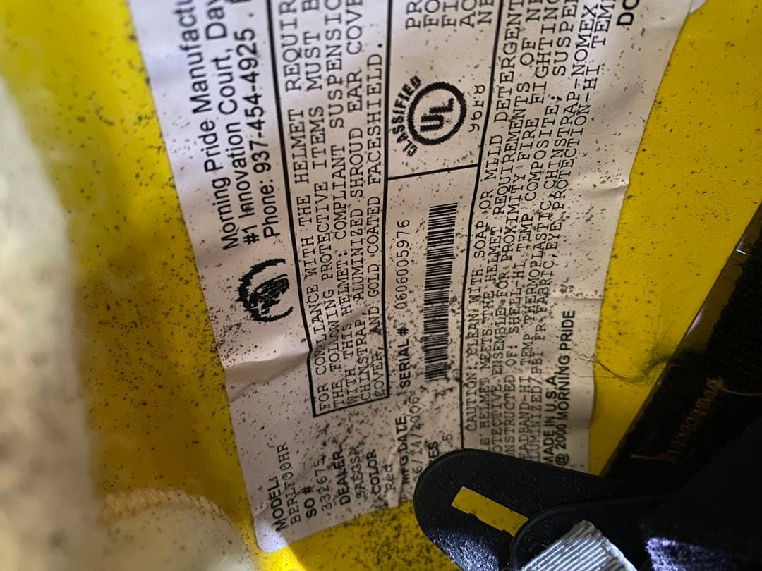 米軍　海兵隊　空軍基地　放出品実物払い下げ　消防　レスキューヘルメット　黄色