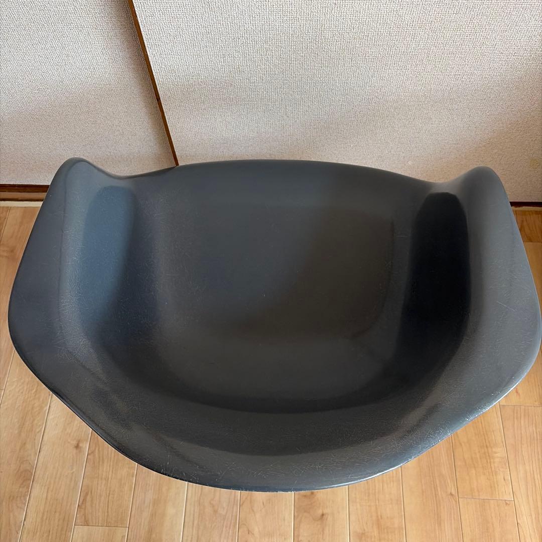 ハーマンミラー　イームズ　ファイバーグラス　Eames グレー