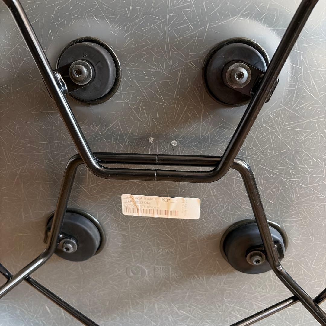 ハーマンミラー　イームズ　ファイバーグラス　Eames グレー