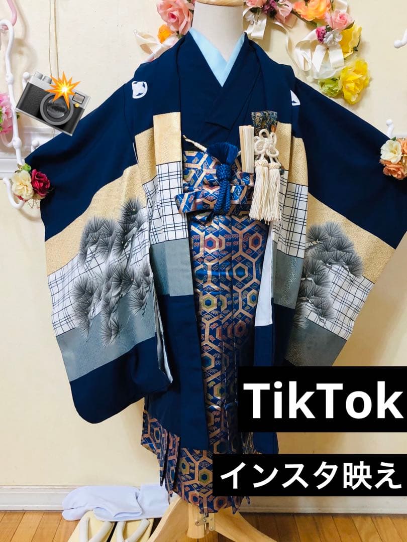 七五三５歳完全フルセット‼️豪華紺地系兜鷹金彩煌びやか⭐︎袴金蘭刺繍煌びやか際立つ