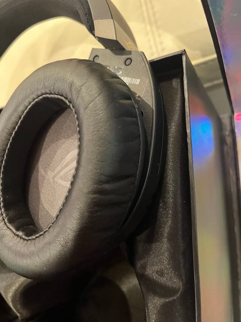 Rocket  FUSION 700 ゲーミングヘッドセット