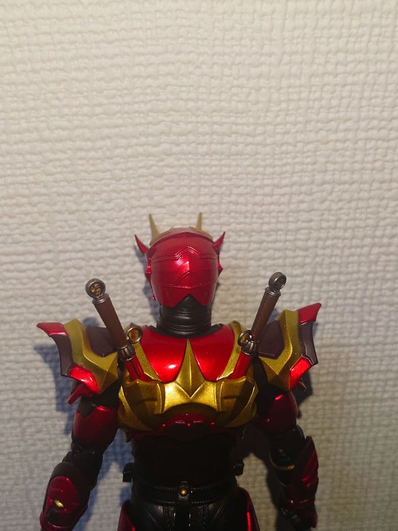 S.H.Figuarts　真骨彫　 仮面ライダー装甲響鬼　開封品