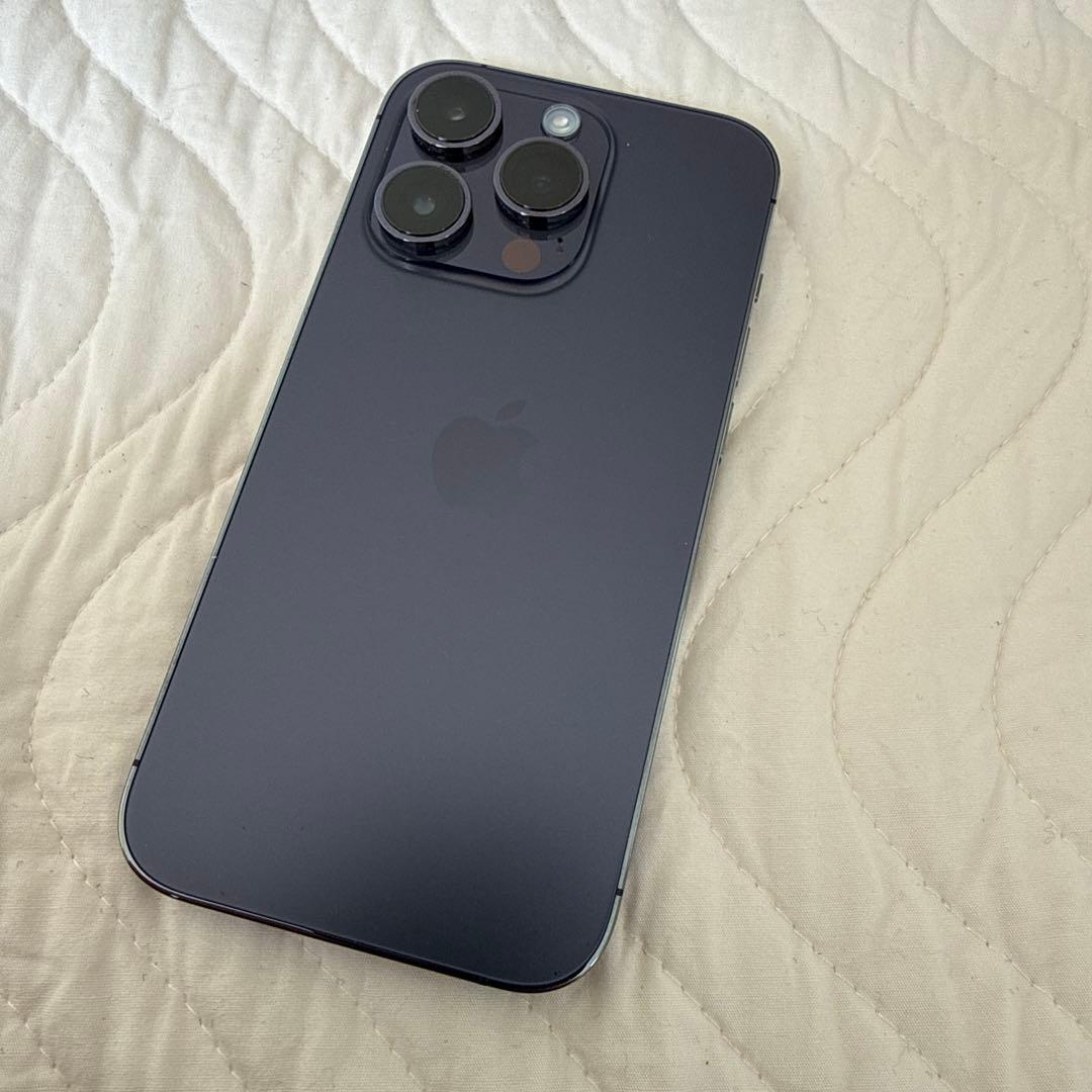 Apple iPhone 14Pro 本体