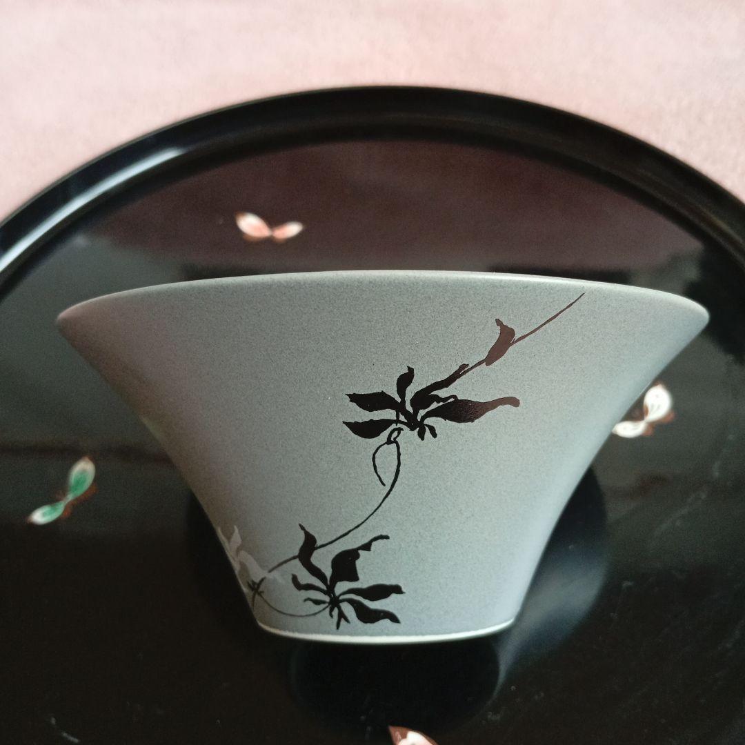 美濃焼 前畑陶器 庫山窯 灰釉 杜若 かきつばた 小鉢 小皿 ボウル ソーサー