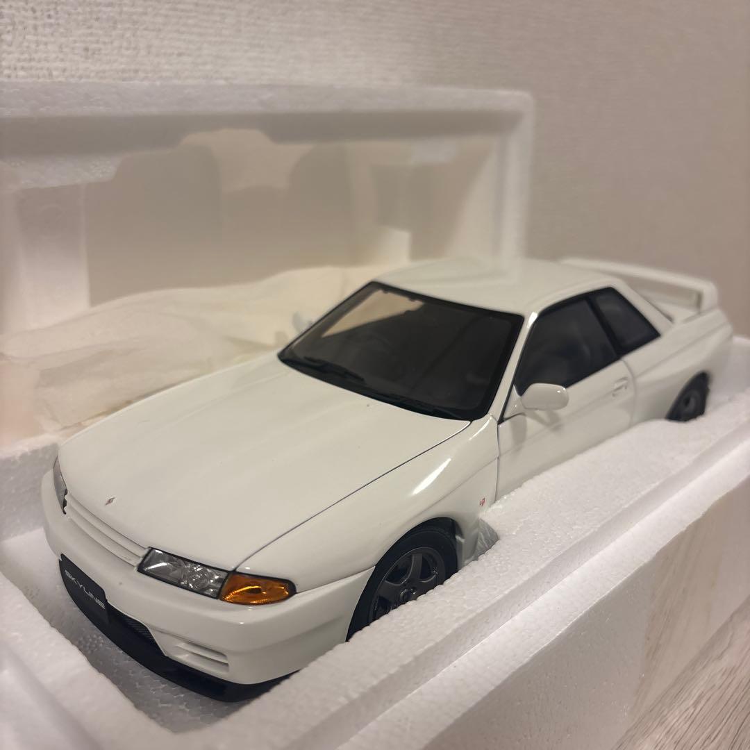 ✨極美品✨auto art 日産skyline gt-r r32 1:18