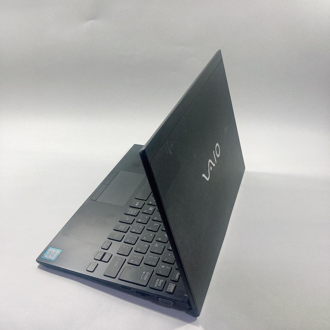 456✨8世代 快適 /Core i5 / 爆速SSD✨すぐ使えるノートパソコン