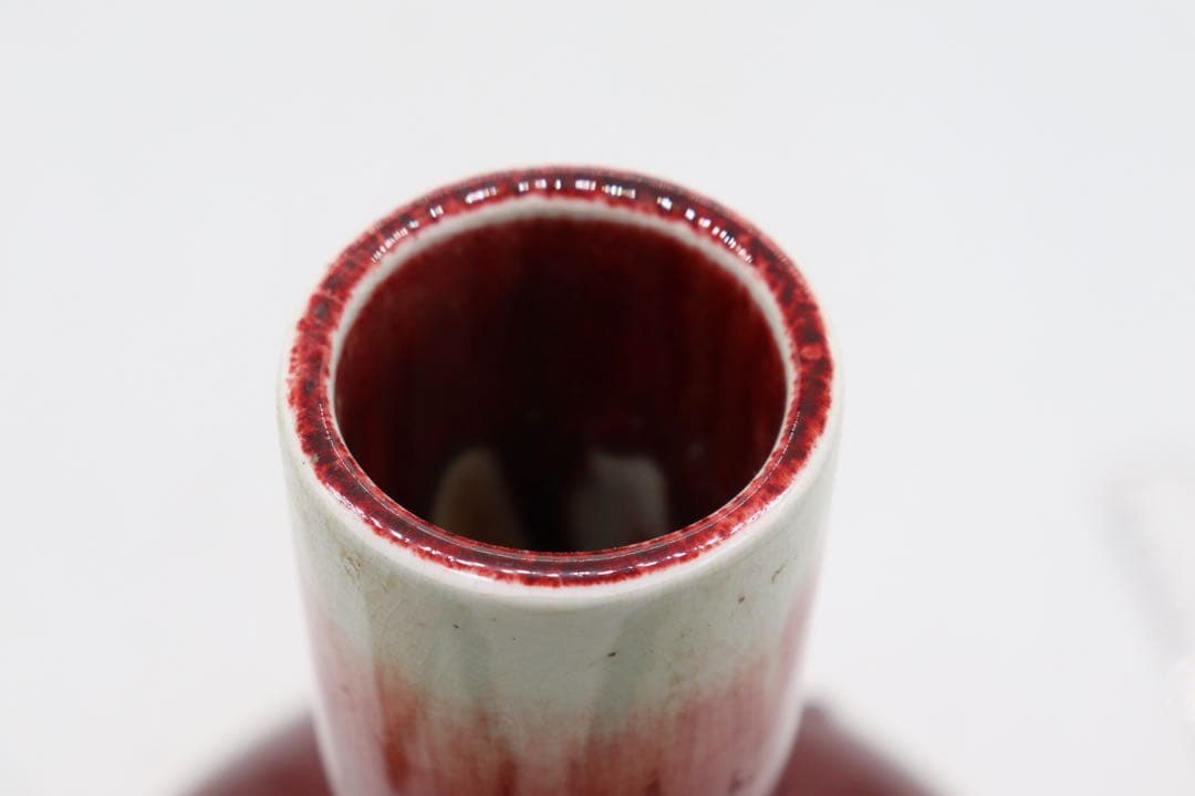 中国　紅釉長頸瓶　送料込み250614