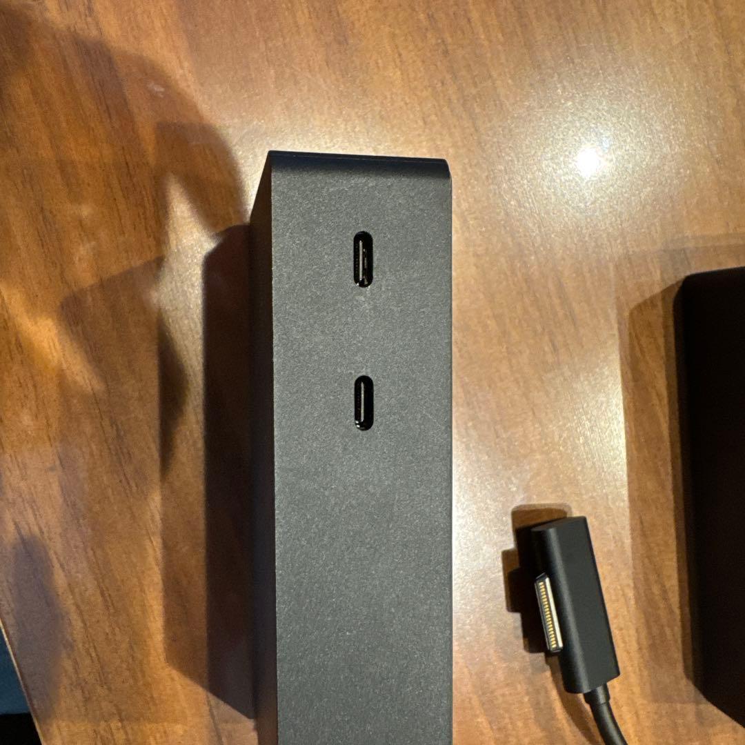 純正品【美品】Microsoft surface Dock2
