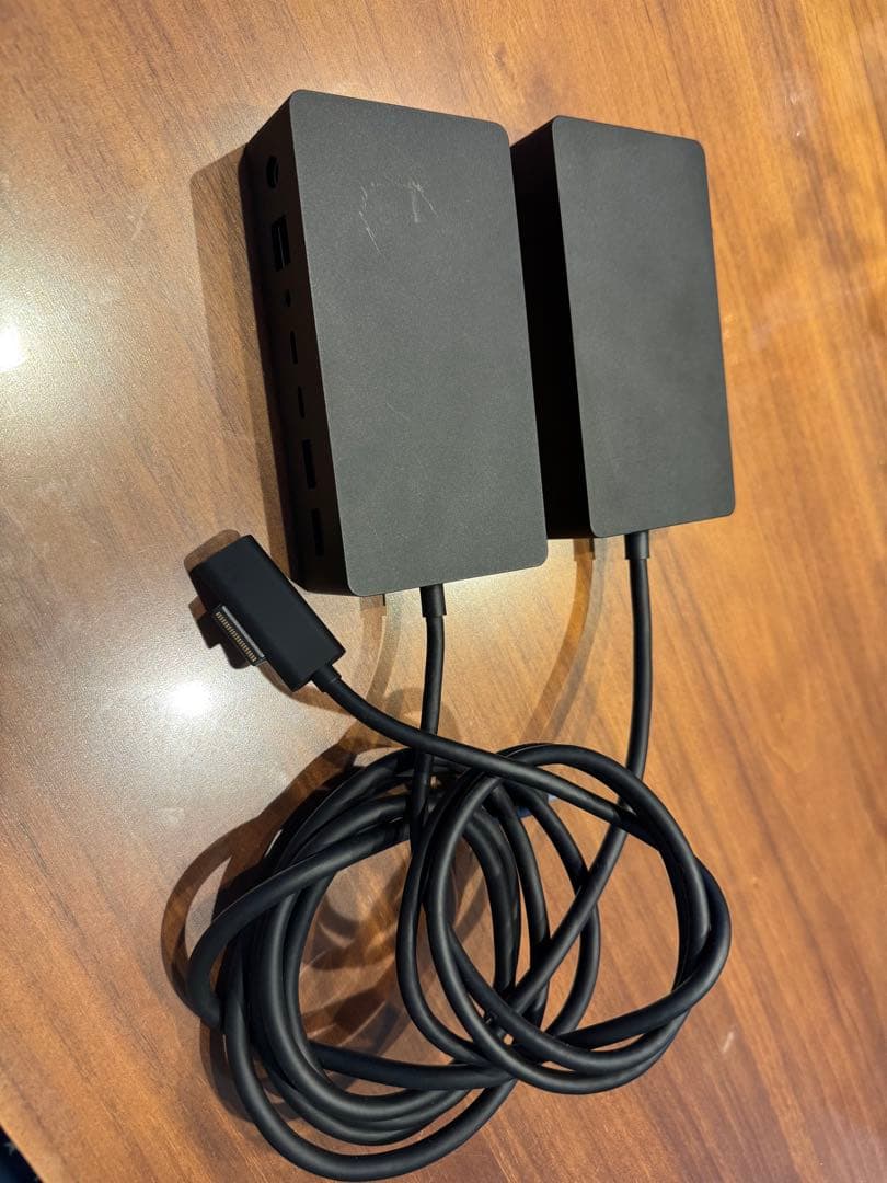 純正品【美品】Microsoft surface Dock2