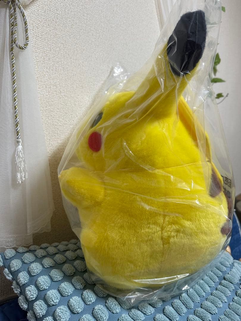 ポケモン　おかえりピカチュウ　ぬいぐるみ　1/1　初期ピカチュウ　30周年記念