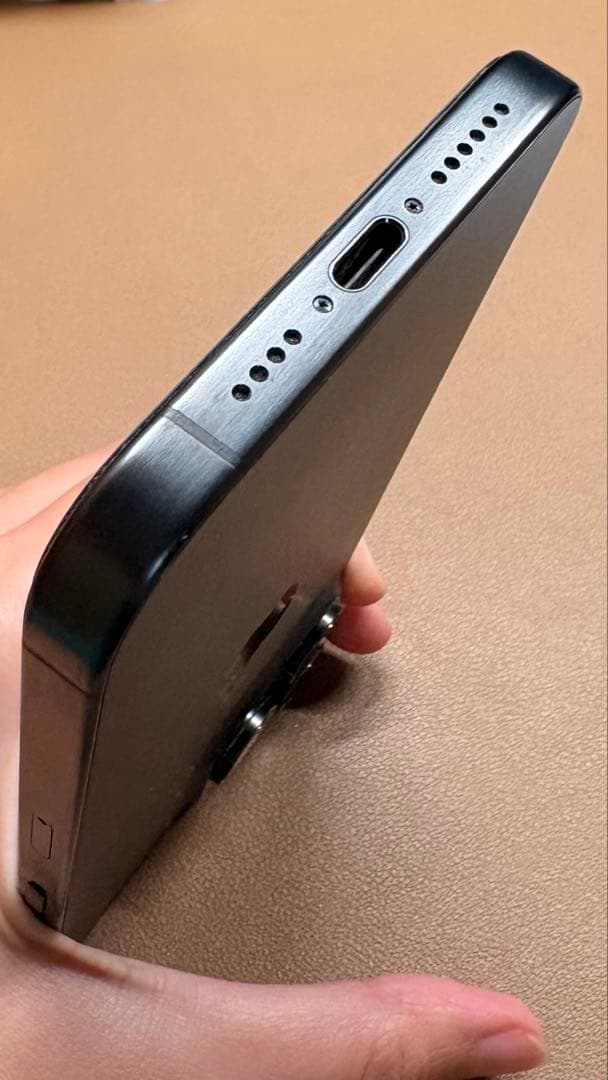 iPhone 15 Pro スペースブラック 本体 256GB SIMフリー