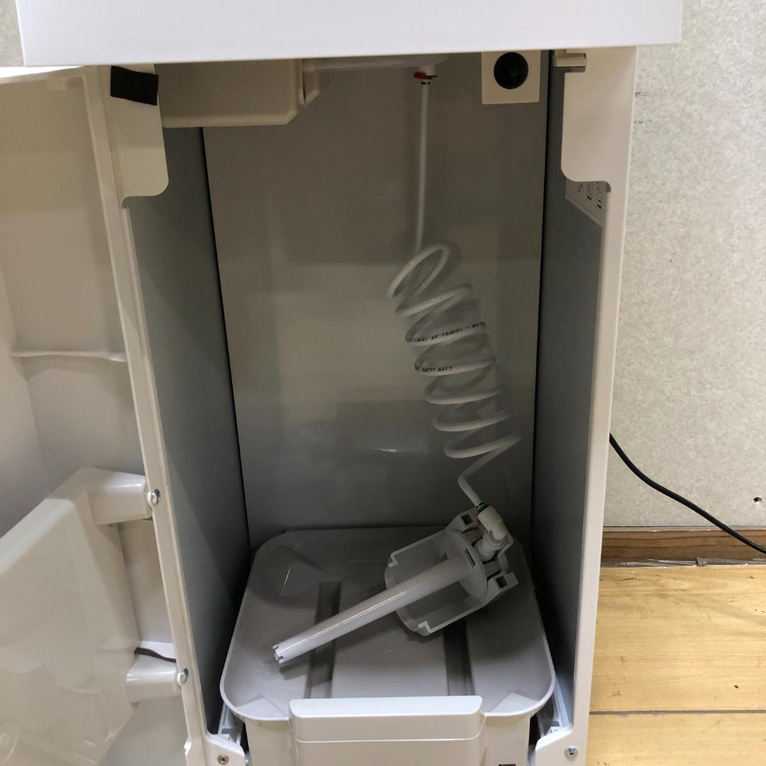 美品 2024年製 HC22D1L-PW ウォーターサーバー 250707