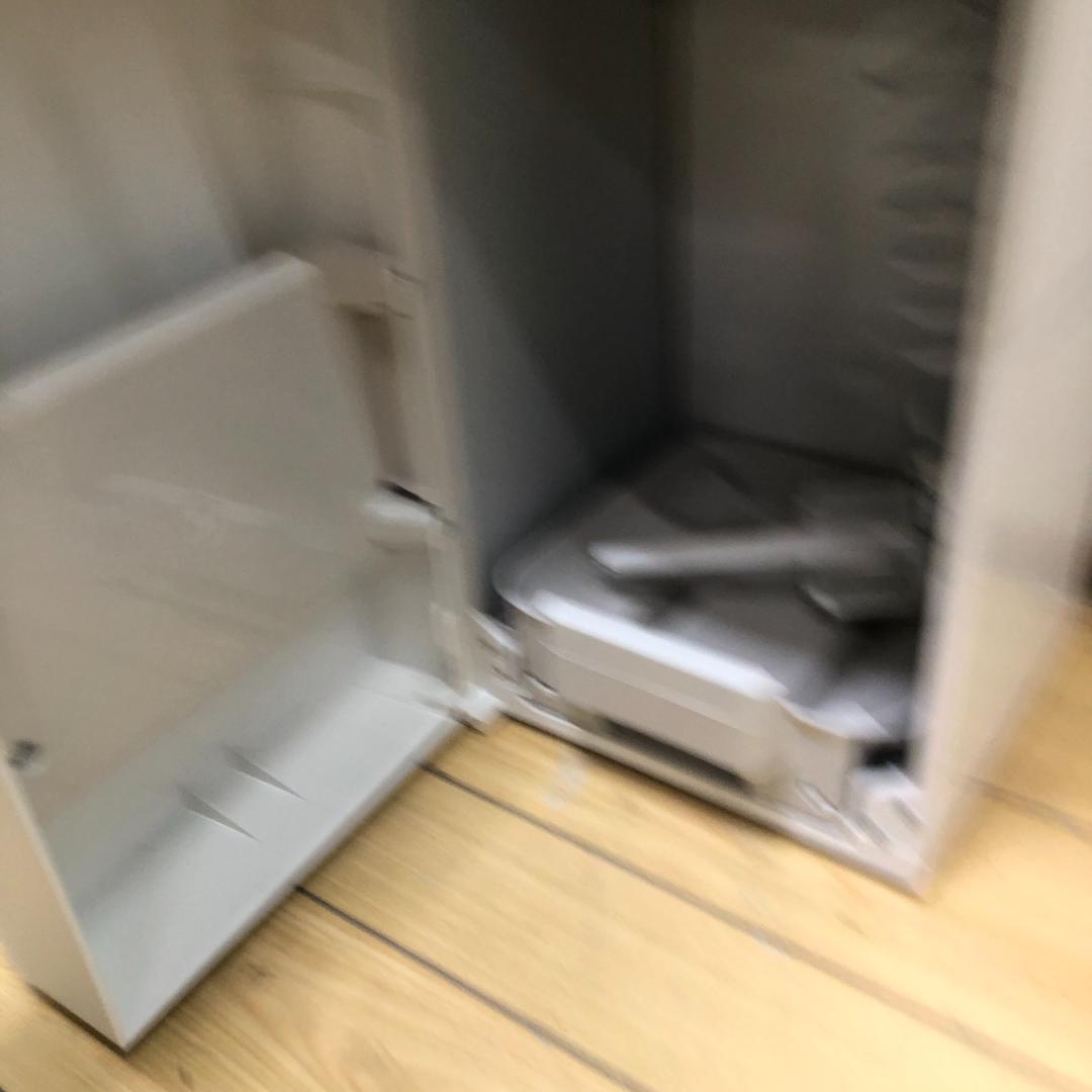 美品 2024年製 HC22D1L-PW ウォーターサーバー 250707