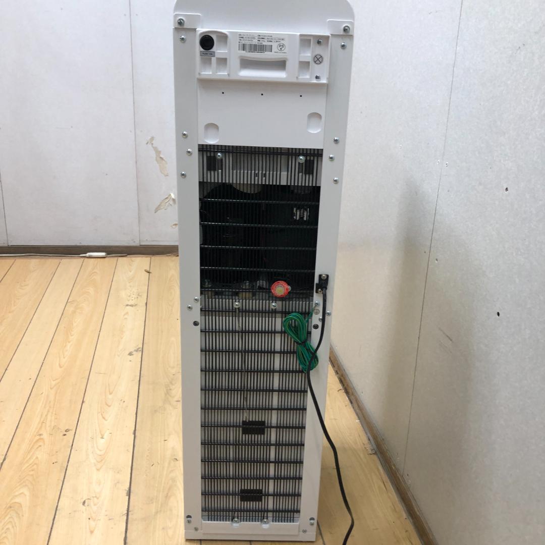 美品 2024年製 HC22D1L-PW ウォーターサーバー 250707