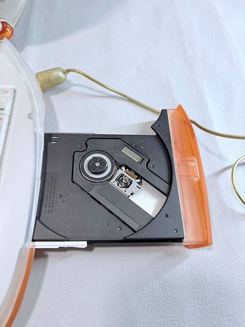 iBook クラムシェル タンジェリン ジャンク扱い