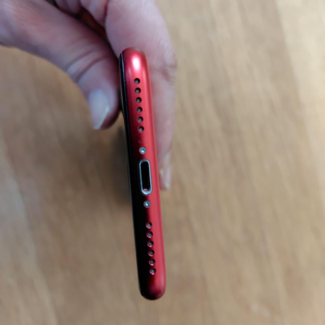 iPhoneSE　第2世代　レッド