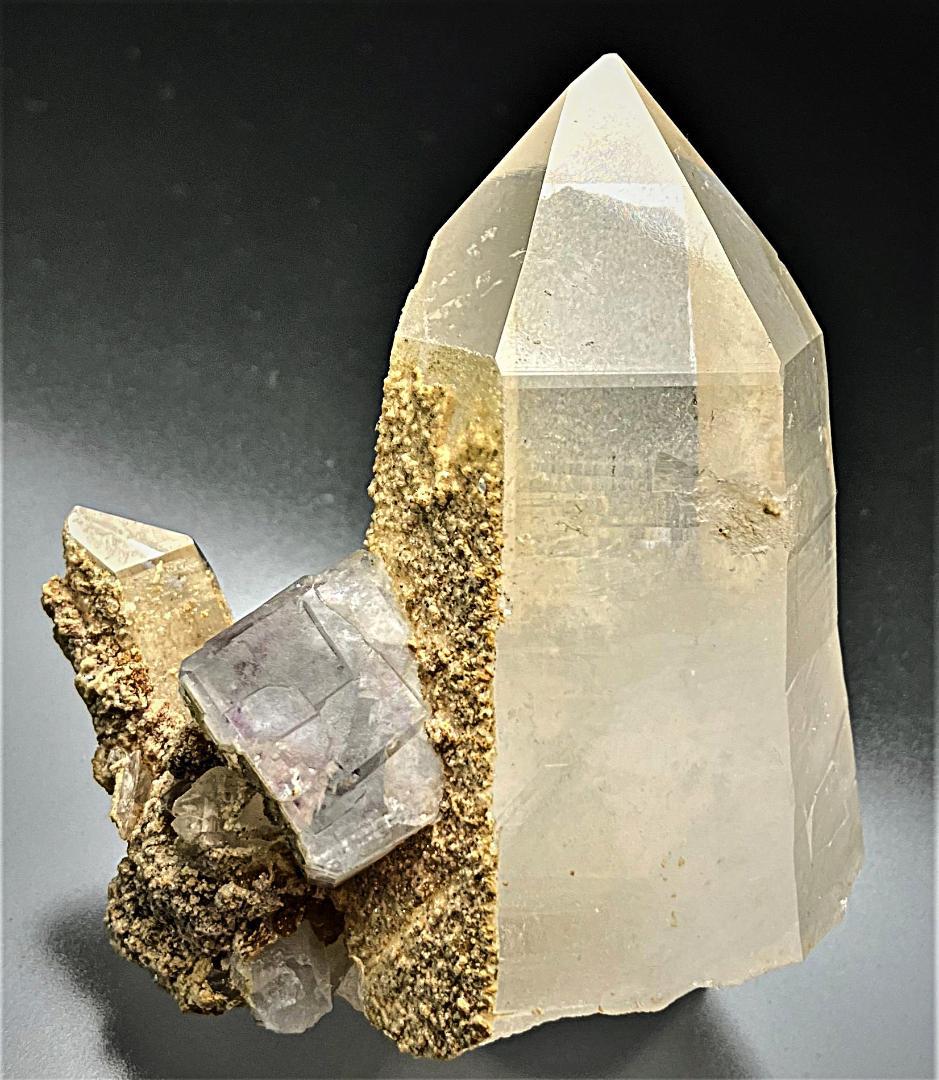 中国湖南省 揺崗仙鉱山　フローライトonクォーツ　　鉱物標本　原石