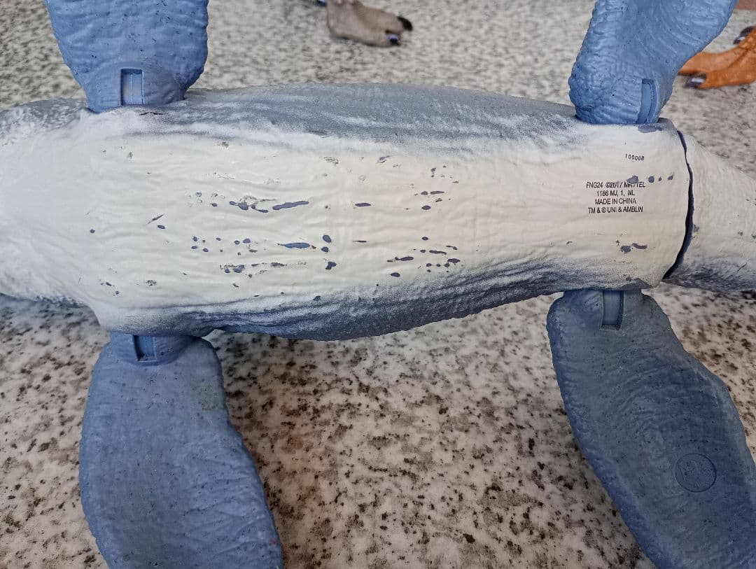 マテルジェラシックパークモササウルス1体、ティラノサウルス2体