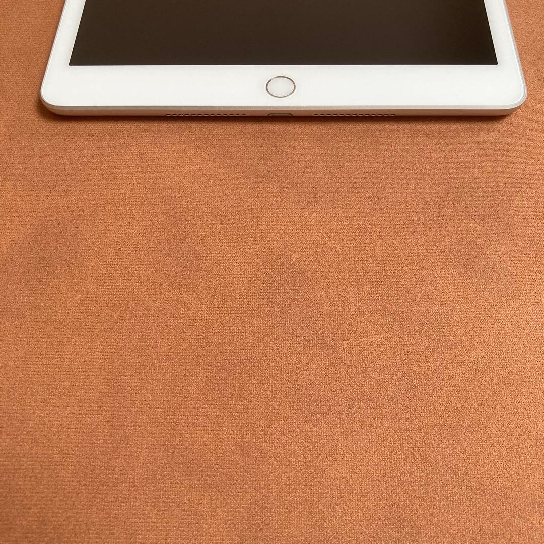 10【早い者勝ち】電池ほぼ新品☆iPad7 第7世代 32GB WIFIモデル☆