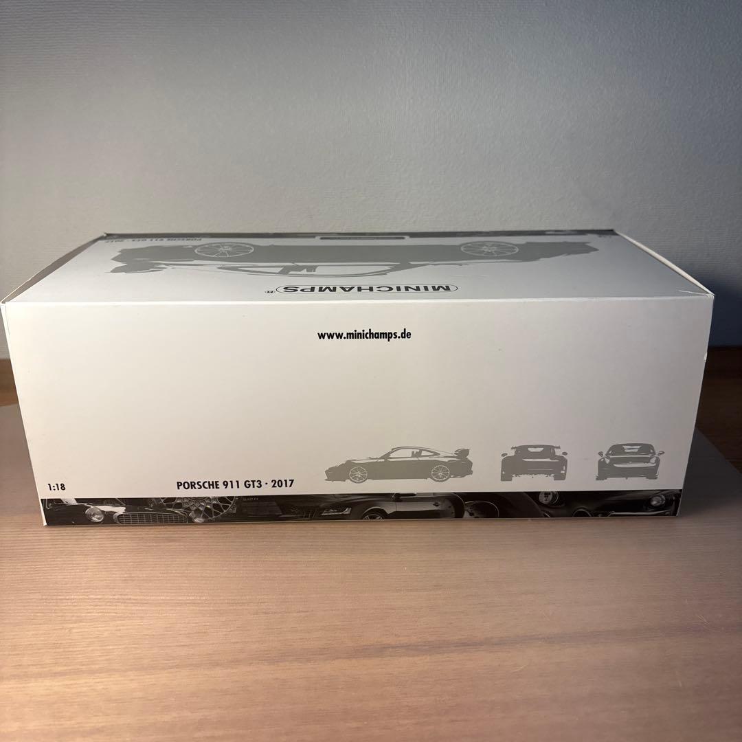 ミニチャンプス　ポルシェ911 991 GT3 1/18 ミニカー　グレー