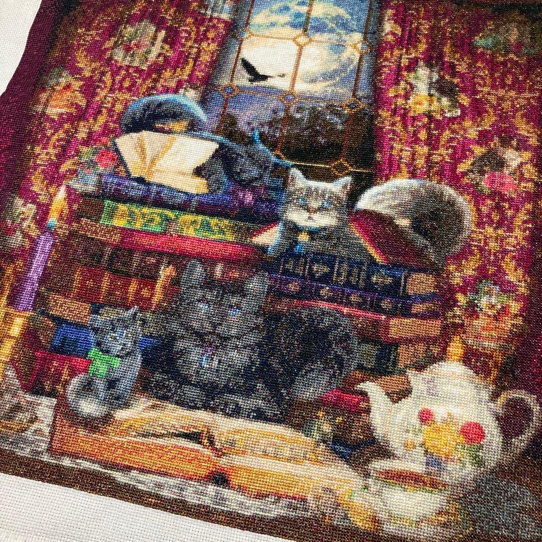 猫と本の風景 刺繍作品 クロスステッチ完成品
