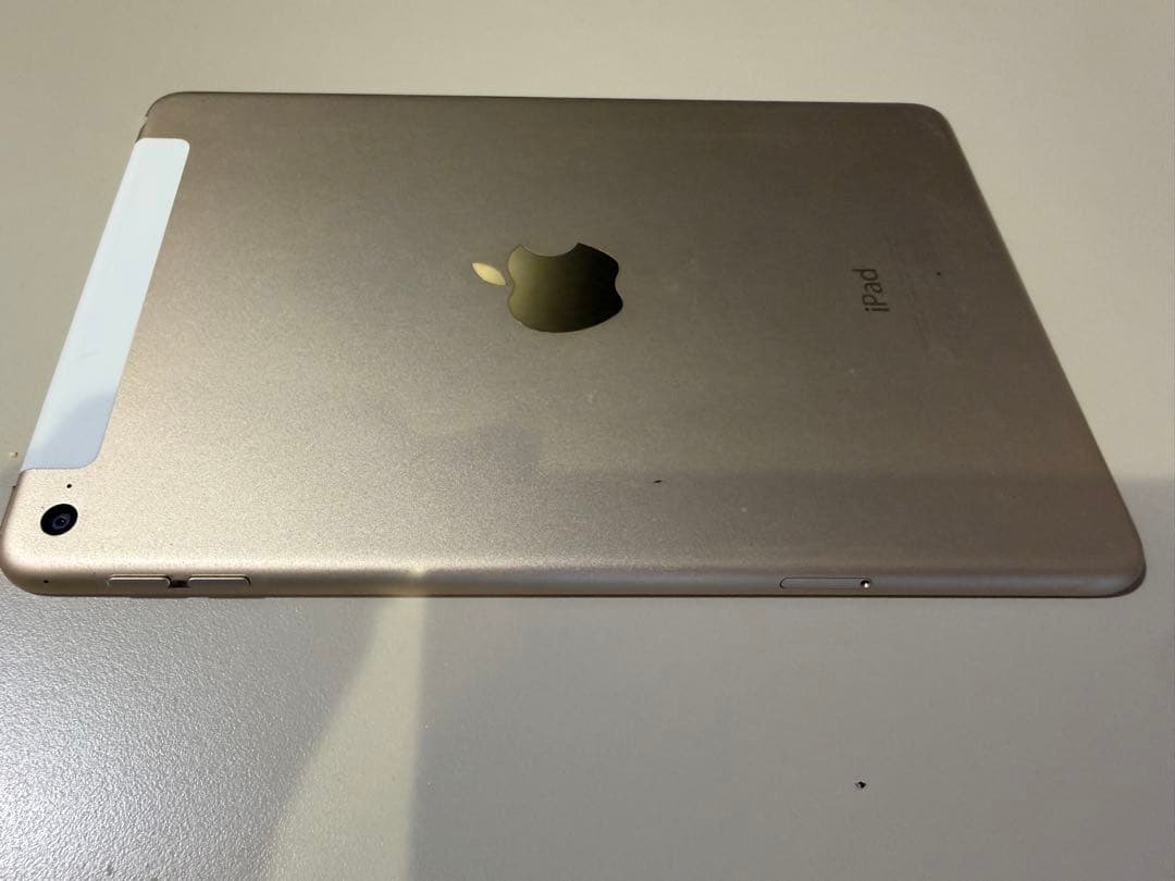 iPadミニ4 64GB Wi-Fi-Cellular simフリー　ゴールド