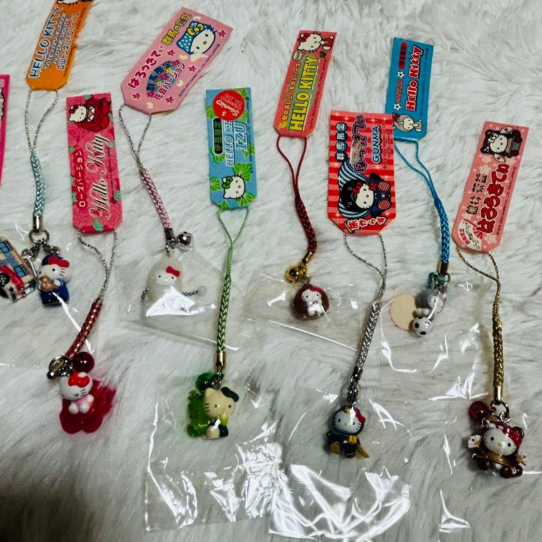 ハローキティ　まとめ売り　ストラップ　ご当地　新品